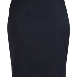 The Biz Corporates Womens Chevron Skirt is a 55% Polyester, 43% Wool, 2% Elastane skirt. Available in 3 colours. Sizes 4-26.