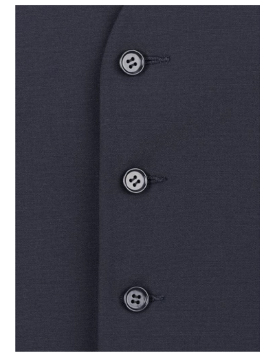 The Biz Corporates Mens Longline Vest is a warm wool blend made of 55% Polyester, 43% Wool, 2% Elastane. Available in 3 colours. Sizes 87R - 142R.