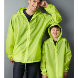 The Biz Collection Unisex Base Jacket is a showerproof easy fit jacket.  5 colours.  4 size options.  Great showerproof jackets from Biz Collection.