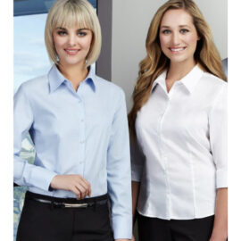 The Biz Collection Ladies Luxe 3/4 Sleeve Shirt is a 100% Cotton mini herringbone fabric.  Available in white & blue. Sizes 6-24.