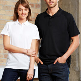 The Biz Collection Mens Sprint Polo is a BIZ COOL™ 100% Breathable Polyester polo shirt.  5 colours.  S - 5XL.  Great branded biz cool polos & uniforms.
