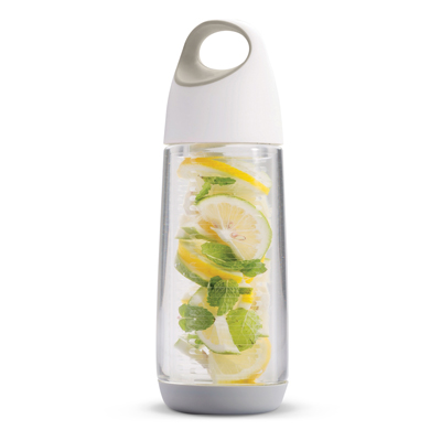 The TRENDS Bopp Fruit Infuser Bottle is a 650ml translucent bottle with an infusion cartridge for sliced fruit.  Made from Tritan.  Screw on lid.