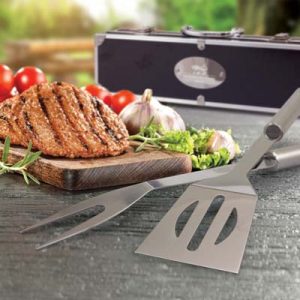 110805 TRENDS Luxmore BBQ Set The Trends Luxmore BBQ Set is a premium barbeque set is a metal & plastic case. Branding on case. Great branded bbq sets & summer products.