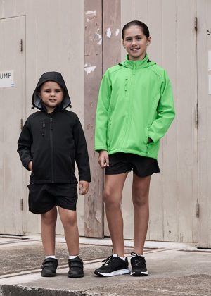 3513 Aussie Pacific Kids Olympus Softshell Jacket - Promotrenz The Aussie Pacific Kids Olympus Softshell Jacket is a 320gm 3 layer performance softshell. 8 colours. 6 - 16. Great Aussie Pacific softshell jackets.