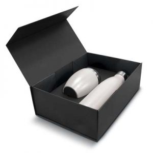 The Trends Collection Mirage Vacuum Gift Set includes the Mirage Powder Coated Vacuum Bottle & Verona Vacuum Cup.  12 colours,  Great corporate gift sets.