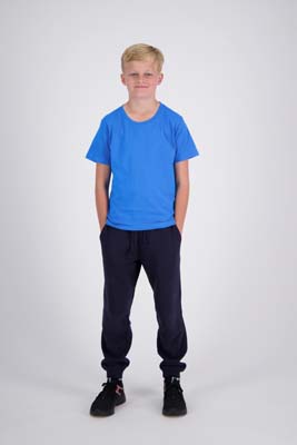 The Cloke Kids Outline Tee is a 185GSM cotton crew neck tee.  Pre Shrunk.  2 - 14.  13 colours.  Great branded quality tees from Cloke.