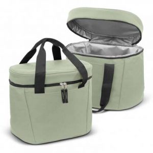 The TRENDS Caspian Cooler Bag is a large 20l cooler bag.  Available with screen print or full colour transfer.  3 colours to choose from.