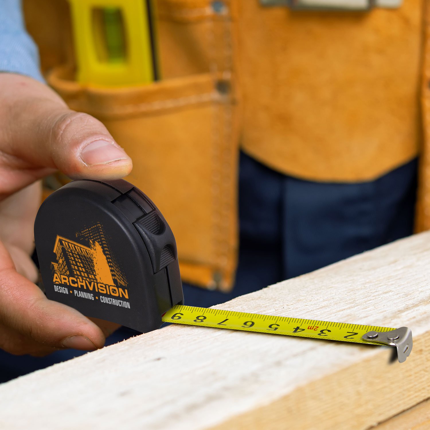 The TRENDS Locking Tape measure is a metric tape measure, with 2m metal locking tape.  Black.  Can be custom branded.