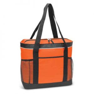 The TRENDS Zero Cooler Tote is a large 26 litre cooler tote bag.  9 colours.  Multiple branding options.  Great branded cooler bags from TRENDS.