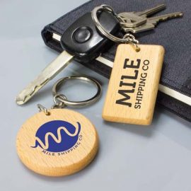 The Trends Artisan Key Ring Circle is a natural wood keyring with a shiny chrome split key ring.  Great eco friendly promo key ring.