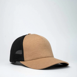 The UFlex Adults Comfort Trucker Cap is a 5 panel structured, curved peak snapback cap. Available in 6 colours. One size fits all.