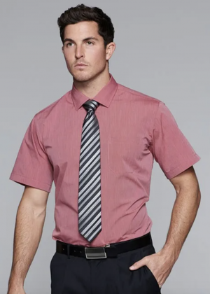 1905S The Aussie Pacific Belair Mens Shirt Short Sleeve is a 65% polyester/35% cotton mens shirt. Available in 6 colours. Sizes XXS - 5XL.