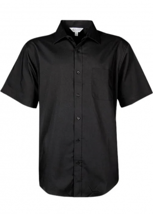 The Aussie Pacific Kingswood Mens Shirt Short Sleeve is a 65% polyester/35% cotton, everyday shirt. Available in 2 colours. Sizes XXS - 5XL, 7XL.