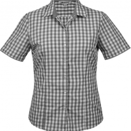 The Aussie Pacific Devonport Lady Shirt Short Sleeve is a 65% polyester/35% cotton slim line fit ladies shirt. 2 colours. Sizes 4 - 26.