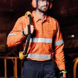 The Syzmik Mens FR Closed Front Hooped Taped Shirt is a 93% Meta-Aramid, light weight shirt. Available in Orange. Sizes S - 5XL, 7XL.
