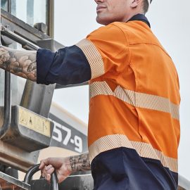 The Syzmik Mens Rugged Cooling Hi Vis Segmented Tape L/S Shirt is a 100% cotton ripstop, long sleeved shirt. 2 colours. Sizes XXS - 5XL, 7XL.