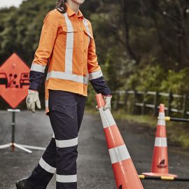 The Syzmik Womens TTMC-W17 Drill Work Shirt is a 100% cotton twill, mid weight shirt. Available in Orange/Navy. Sizes 8 - 24.