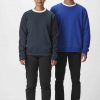 The Unlimited Edition Fox Adults Sweatshirt is an 80% cotton, classic crew neck sweater. Available in 4 colours. Sizes S - 3XL, 5XL, 7XL.
