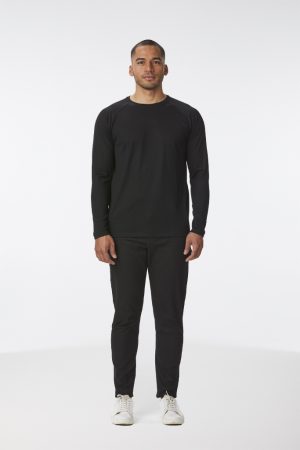The Unlimited Edition Kepler Mens Merino Base Layer is a 100% merino, long sleeved top. Available in Black. Sizes S - 3XL, 5XL.