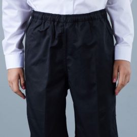 The Unlimited Edition Cardrona Classics Adults Elasticated Waist Shorts are 65% polyester/35% cotton blend shorts with pockets. Available in 2 colours. Sizes S - 2XL.