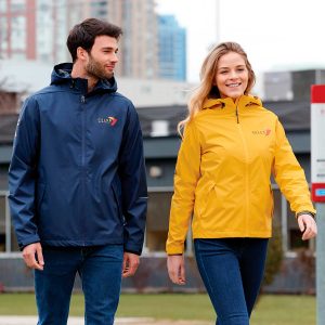 The Catalogue Mens Cascade Jacket is a classic, polyester rain jacket with hood. Available in 6 colours. Sizes S - 5XL.