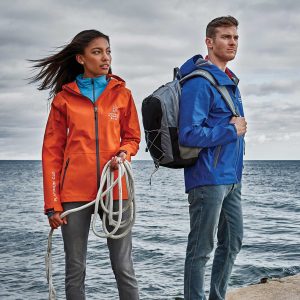 index-softshell-jacket-lifestyle The Catalogue Mens Index Softshell Jacket is a three-layer polyester jacket with hood. Available in 4 colours. Sizes S - 5XL.