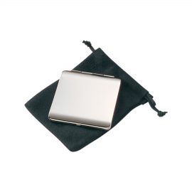 The Catalogue Compact Mirror opens up to a double mirror. Perfect for keeping in your bag to ensure you look presentable at any time.