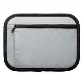 The Catalogue Elleven Small Tech Trap is a nylon case with zippered compartment. Great for holding your tech securely.