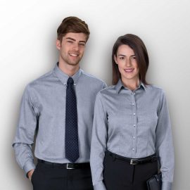 The Catalogue The Bretton Shirt – Mens is a 65% polyester/35% cotton shirt. Tapered fit. Available in Steel Navy. Sizes S - 3XL, 5XL.