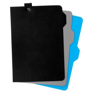 The Catalogue Marksman Alpha Notebook is an imitation leather notebook. Writing paper included. Page dividers. Elastic closure.