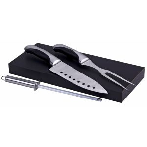 The Catalogue Carving Set is a 3 piece carving set. Stainless steel. Includes a knife, fork and sharpener. Comes in a gift box.