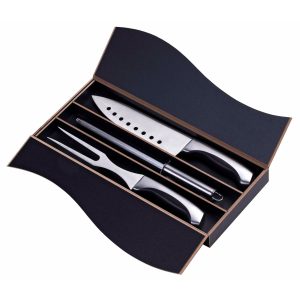 The Catalogue Carving Set is a 3 piece carving set. Stainless steel. Includes a knife, fork and sharpener. Comes in a gift box.