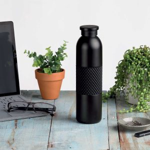 The Catalogue Chill Hydro Bottle is a 550ml, double walled, Stainless steel bottle. BPA free. Leak-proof lid.