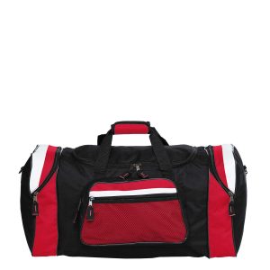 The Catalogue Contrast Gear Sports Bag is a polyester sports bag with multiple compartments. Shoulder strap and handle. 4 colours.