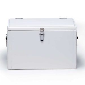 The Catalogue Detroit 20L Cooler Box is an iron outer cool box with a leak proof, insulated liner. Side carry handles. Holds 20L.