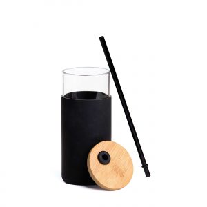 The Catalogue Envy Glass Bottle is a borosilicate glass bottle with a bamboo lid. BPA Free. Available in 2 colours.