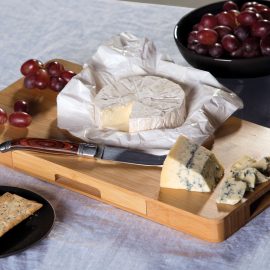 The Catalogue Gourmet Cheese Board Set is a 4 piece set in a bamboo cheese board. Retractable drawer. 3 cheese knives and a cheese fork.