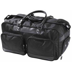 The Catalogue Milan Weekender Bag is a ballistic polyester bag with wet gear compartment. Padded shoulder strap.