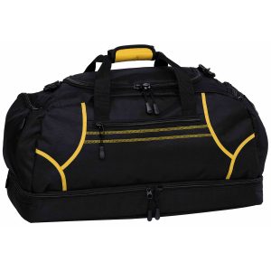 The Catalogue Reflex Sports Bag is a 55L, polyester sports bag with multiple compartments. Available in 7 colours.