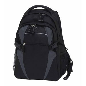 The Catalogue Spliced Zenith Backpack is a polyester backpack has multiple pockets. Rubber headphone port. Available in 15 colours.