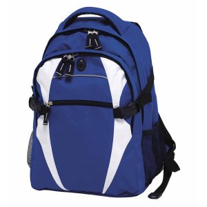 The Catalogue Spliced Zenith Backpack is a polyester backpack has multiple pockets. Rubber headphone port. Available in 15 colours.