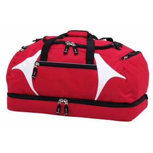 The Catalogue Spliced Zenith Sports Bag is a 55L, polyester sports bag with multiple compartments. Available in 16 colours.