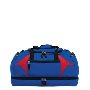 The Catalogue Spliced Zenith Sports Bag is a 55L, polyester sports bag with multiple compartments. Available in 16 colours.