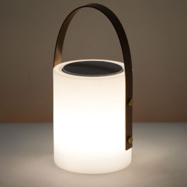 The Catalogue Twilight Speaker Lamp is a water resistant lantern with a. Bluetooth wireless speaker built-in. Mood lighting with 8 colour options.