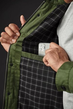 The Stormtech Men's Bushwick Quilted Jacket is a quilted polyfill jacket with a snap enclosure. Multiple pockets. Available in 3 colours.