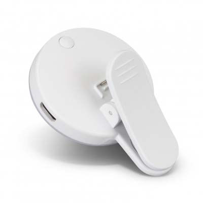 The TRENDS Halo Selfie Light is a clip on selfie light for phones and other mobile devices. Ultra White LED.  3 brightness levels.  White.  