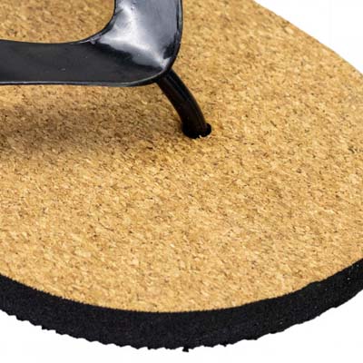 The TRENDS Fiji Flip Flops are comfortable and have a natural cork upper sole.  Perfect summer accessory.  Branding available on the jandal.