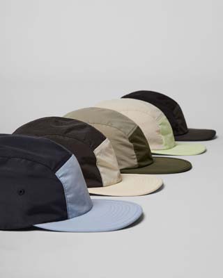 The AS Colour Two Tone Nylon Cap is a 2 tone, low profile, 5 panel cap.  Lightweight, 100% Recycled Nylon.  5 colours.