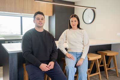 The Cloke Standard 300 Crew Neck Sweat is a unisex 300GSM poly/cotton crew neck sweat.  Available in 12 colours.  Sizes S - 5 XL, 7xl.  Great branded apparel.