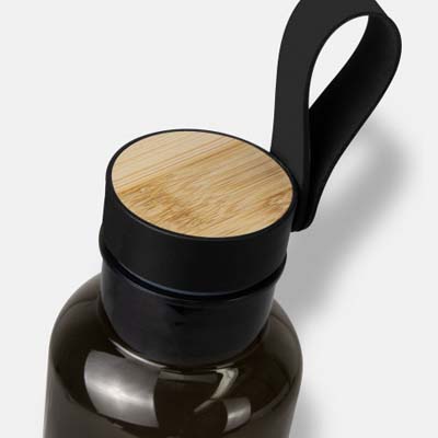 The TRENDS Onslow RPET Bottle is a lightweight, BPA free recycled PET plastic, 600ml bottle. Silicone carry strap. 2 colours. Multi colour print options.